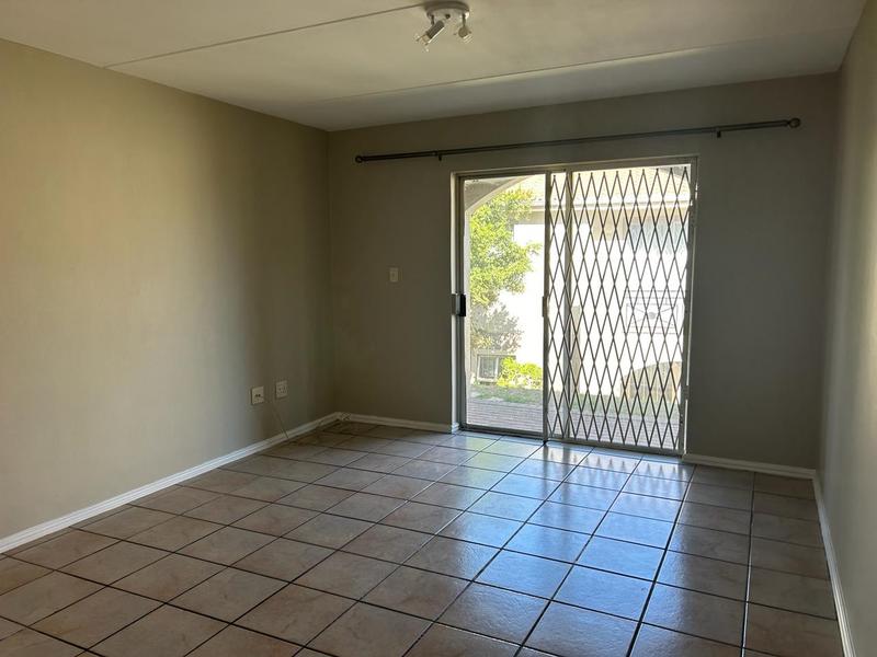 To Let 2 Bedroom Property for Rent in Vredekloof Heights Western Cape